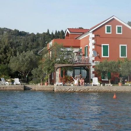 Apartments By The Sea Blace, Neretva Delta - Usce Neretve - 16068 Εξωτερικό φωτογραφία