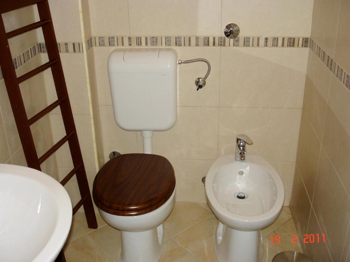 Apartments By The Sea Blace, Neretva Delta - Usce Neretve - 16068 Εξωτερικό φωτογραφία
