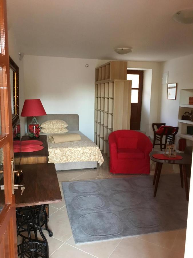 Apartments By The Sea Blace, Neretva Delta - Usce Neretve - 16068 Εξωτερικό φωτογραφία