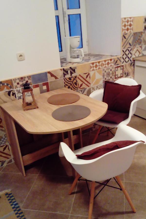 Apartments By The Sea Blace, Neretva Delta - Usce Neretve - 16068 Εξωτερικό φωτογραφία