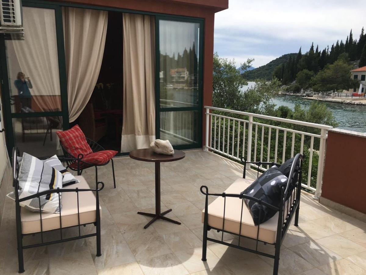 Apartments By The Sea Blace, Neretva Delta - Usce Neretve - 16068 Εξωτερικό φωτογραφία