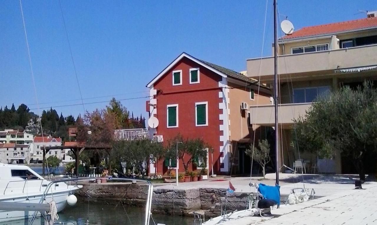Apartments By The Sea Blace, Neretva Delta - Usce Neretve - 16068 Εξωτερικό φωτογραφία